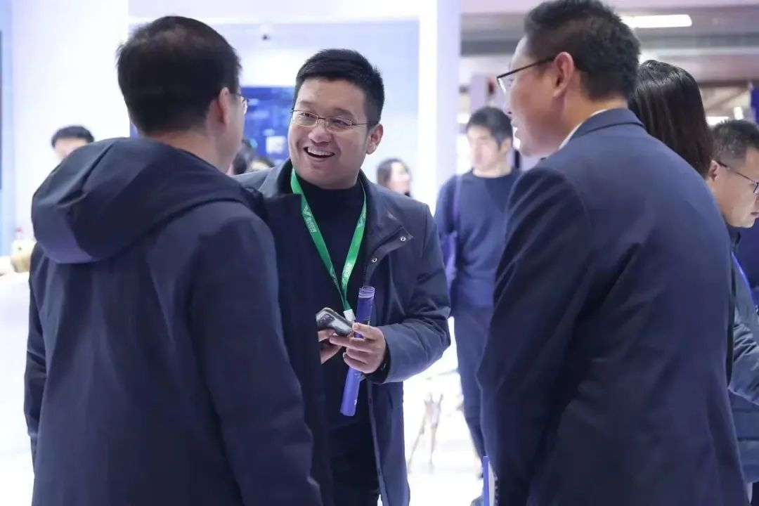 1726787638567804929.png 1726787638567804929.png