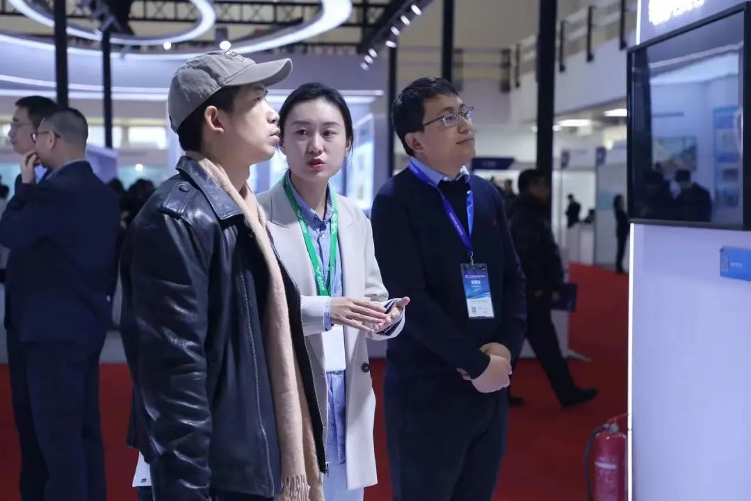 1726800603077582849.png 1726800603077582849.png